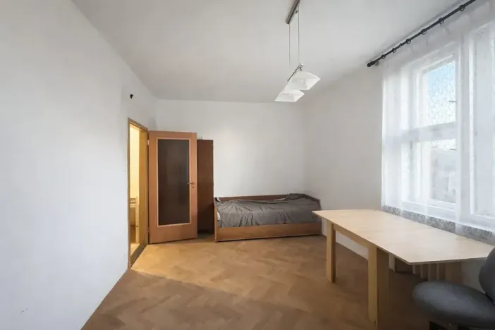 Pronájem bytu 1+1, Praha - Kobylisy, Mirovická, 35 m2