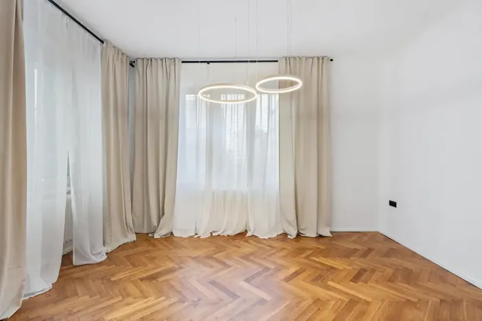 Pronájem bytu 3+kk, Praha - Libeň, Sokolovská, 73 m2