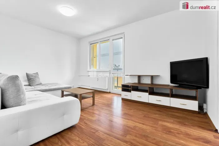 Prodej bytu 2+1, Nová Role, Školní, 45 m2