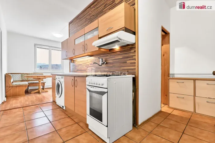 Prodej bytu 2+1, Nová Role, Školní, 45 m2