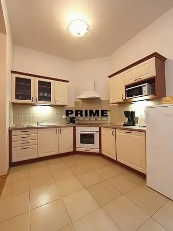 Pronájem bytu 2+kk, Praha - Vinohrady, Na Kozačce, 48 m2