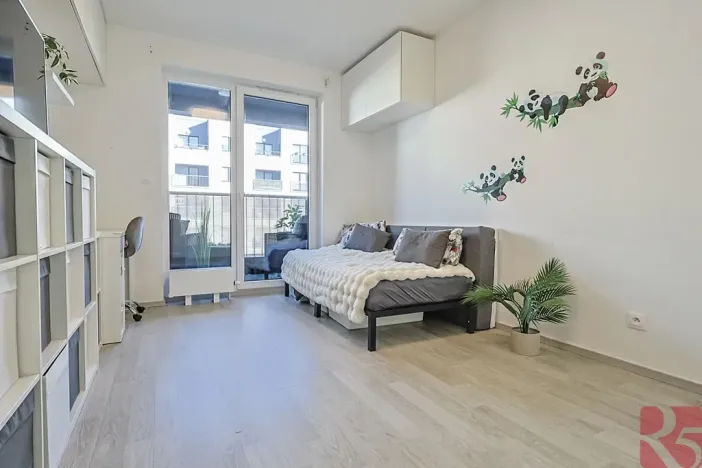 Pronájem bytu 2+kk, Praha - Uhříněves, Karla Guta, 50 m2