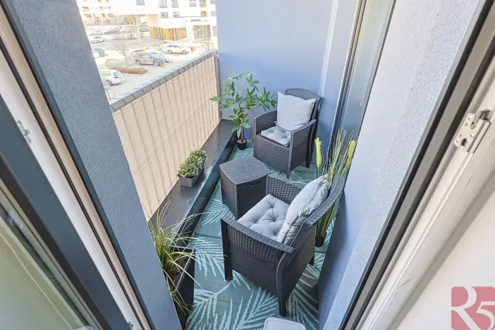 Pronájem bytu 2+kk, Praha - Uhříněves, Karla Guta, 50 m2