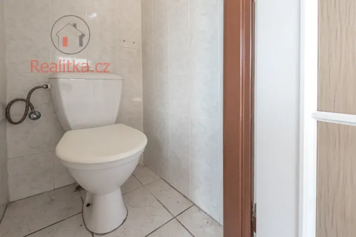 Pronájem rodinného domu, Kly - Krauzovna, 300 m2