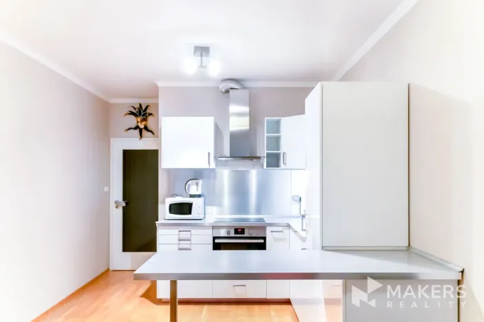 Pronájem bytu 2+kk, Praha - Libeň, U svobodárny, 53 m2