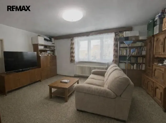 Prodej bytu 3+1, Ostrov, Luční, 78 m2