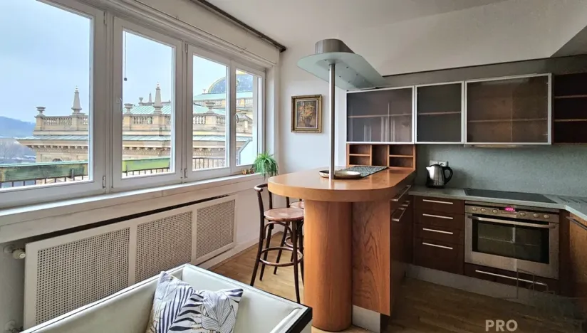 Pronájem bytu 2+kk, Praha, Masarykovo nábřeží, 51 m2