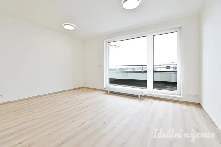 Pronájem bytu 1+kk, Brno, Jižní, 33 m2