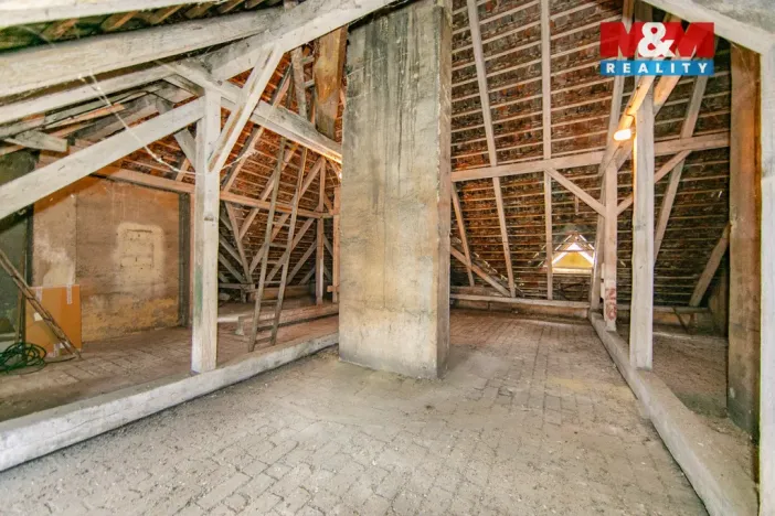 Prodej půdního prostoru, Plzeň - Jižní Předměstí, Němejcova, 124 m2