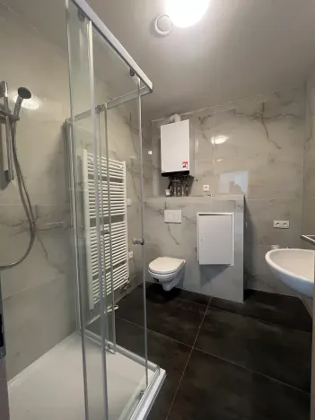 Pronájem bytu 1+kk, Lomnice, Dlouhá, 32 m2