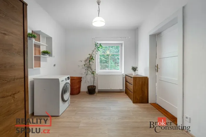 Prodej rodinného domu, Liberec - Liberec XXX-Vratislavice nad Nisou, Zvonková, 225 m2