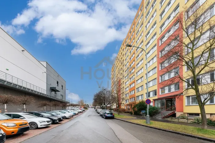 Prodej bytu 2+kk, Praha - Modřany, Krouzova, 45 m2