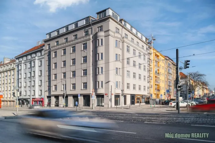 Prodej bytu 2+kk, Praha - Žižkov, Jeseniova, 66 m2