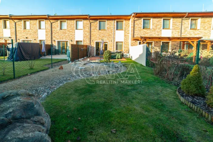 Pronájem rodinného domu, Stehelčeves, V. Poláka, 128 m2