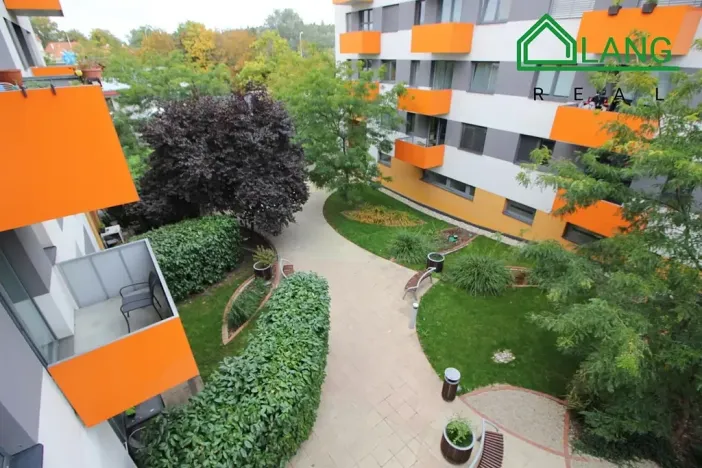 Pronájem bytu 2+kk, Brno, Mojmírovo náměstí, 50 m2