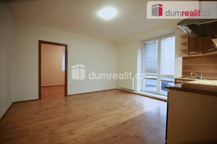 Pronájem bytu 2+kk, Hodonín, Skácelova, 35 m2