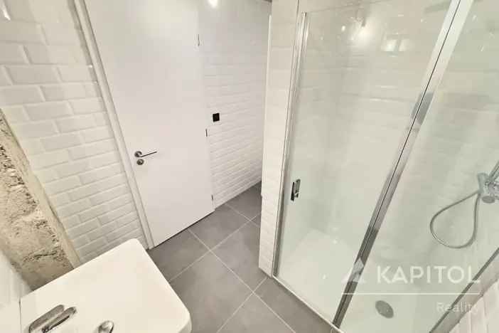 Prodej bytu 2+kk, Praha - Vysočany, Kolbenova, 77 m2