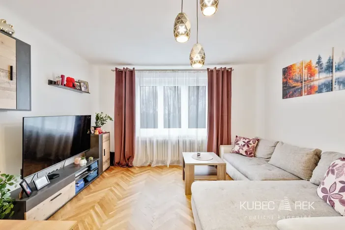 Prodej bytu 2+1, Tábor, Husinecká, 64 m2