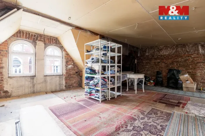 Prodej rodinného domu, Kravaře, Náměstí, 180 m2