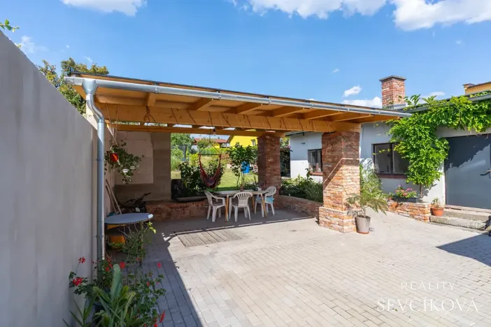 Prodej rodinného domu, Nechanice, 180 m2