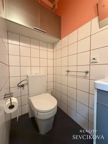 Pronájem bytu 2+kk, Hradec Králové, Šmilovského, 50 m2