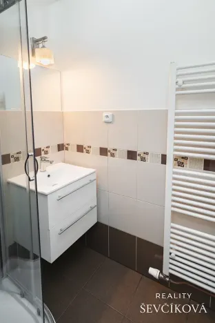 Prodej bytu 2+1, Hradec Králové, Pospíšilova, 69 m2