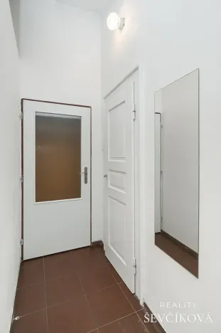 Prodej bytu 2+1, Hradec Králové, Pospíšilova, 69 m2