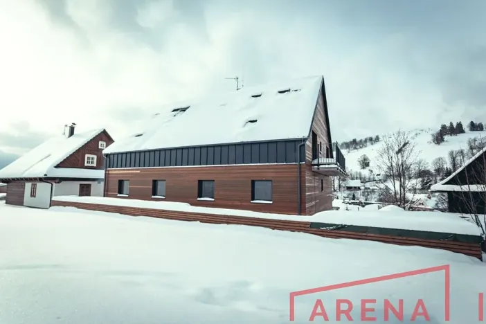 Prodej chalupy, Staré Město, 300 m2