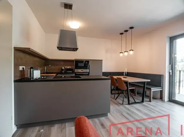 Prodej chalupy, Staré Město, 300 m2