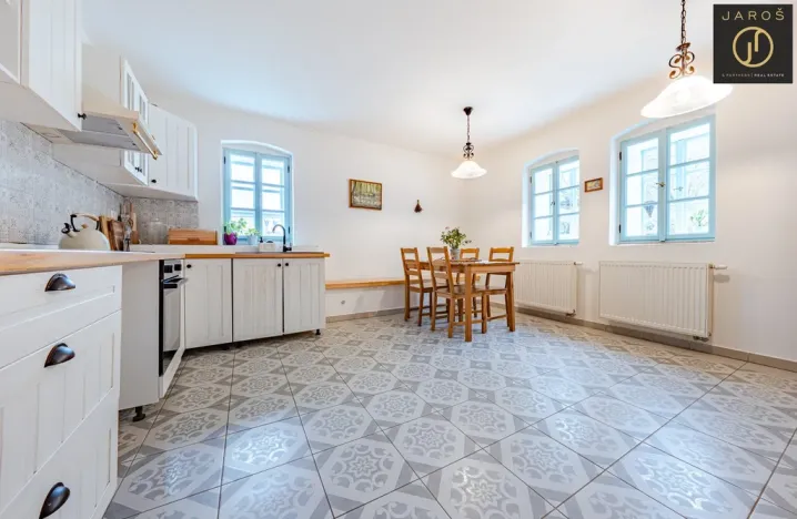 Prodej chalupy, Žlutice, 187 m2