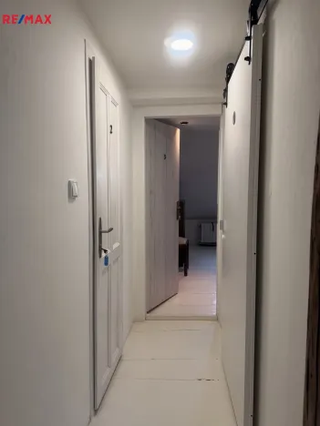 Prodej bytu 4+1, Karlovy Vary, Vyšehradská, 103 m2