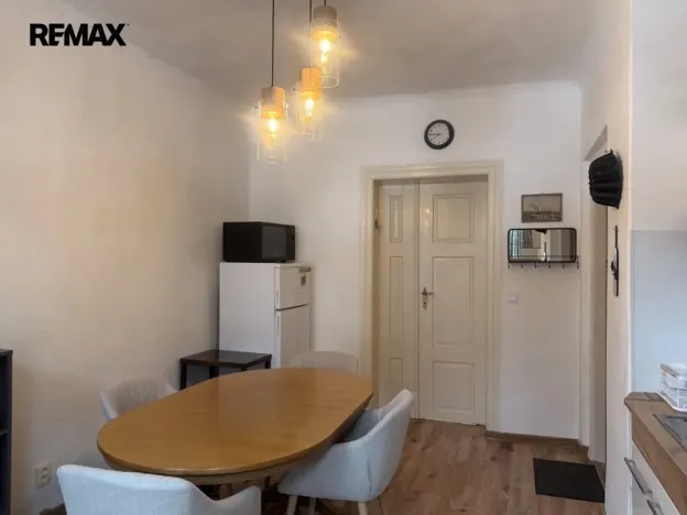 Prodej bytu 4+1, Karlovy Vary, Vyšehradská, 103 m2