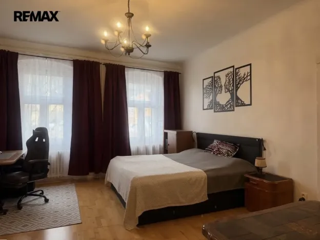 Prodej bytu 4+1, Karlovy Vary, Vyšehradská, 103 m2