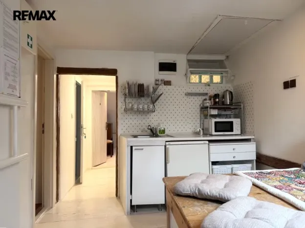 Prodej bytu 4+1, Karlovy Vary, Vyšehradská, 103 m2