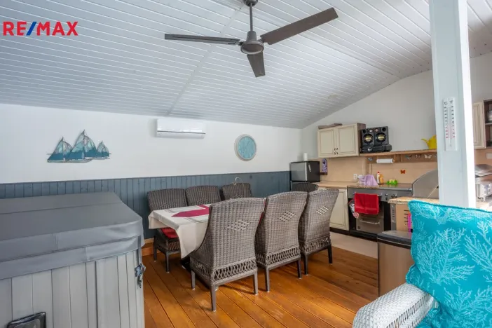 Prodej rodinného domu, Tochovice, 597 m2