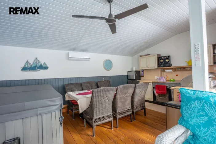 Prodej rodinného domu, Tochovice, 597 m2