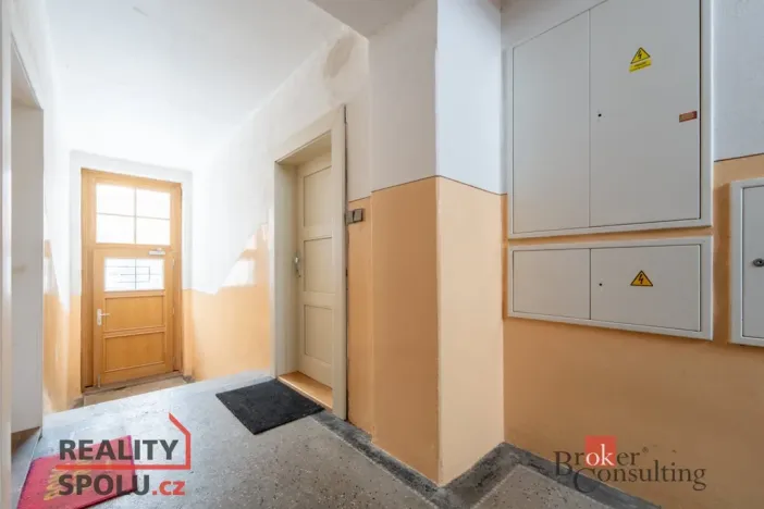 Pronájem bytu 2+kk, Liberec - Liberec I-Staré Město, nám. Žižkovo, 45 m2