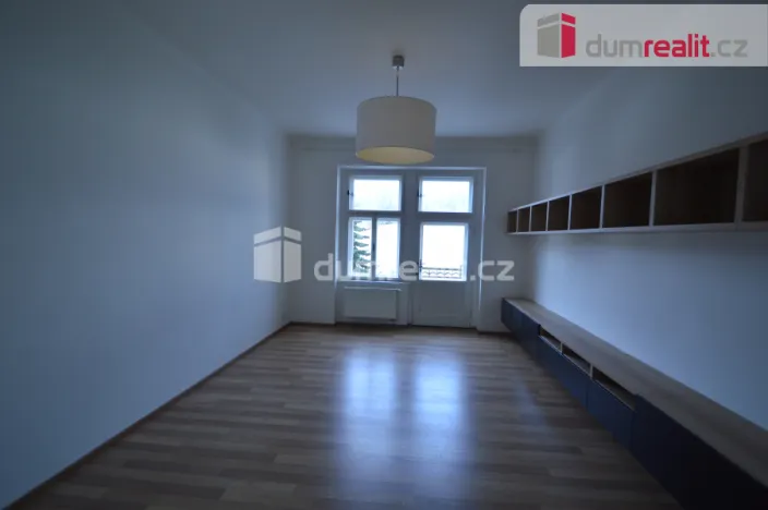 Pronájem bytu 2+1, Praha - Smíchov, U Nikolajky, 68 m2