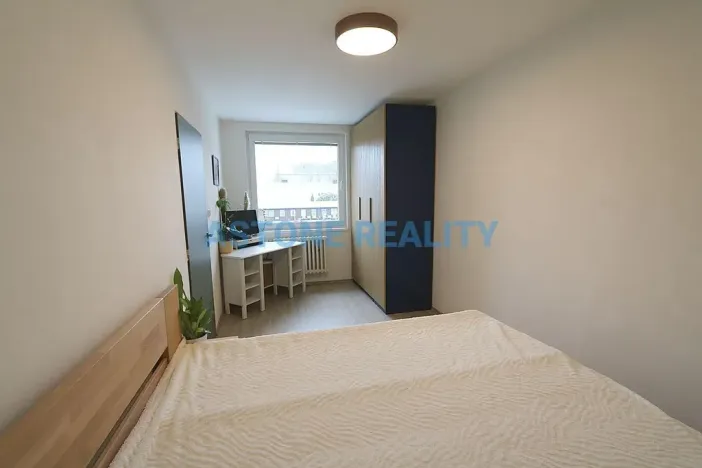 Prodej bytu 3+kk, Praha - Hlubočepy, Kříženeckého náměstí, 93 m2