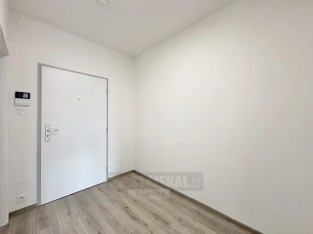 Pronájem bytu 1+kk, České Budějovice - České Budějovice 2, Na Zlaté stoce, 28 m2