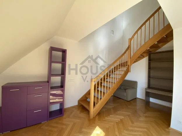 Pronájem bytu 2+kk, Praha - Holešovice, Ovenecká, 70 m2