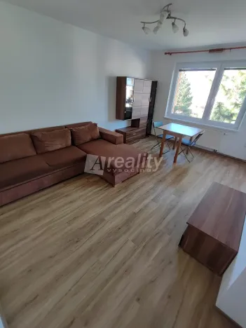 Pronájem bytu 3+1, Náměšť nad Oslavou, B. Němcové, 60 m2