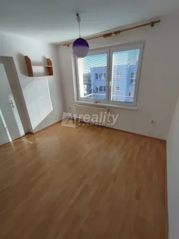 Pronájem bytu 3+1, Náměšť nad Oslavou, B. Němcové, 60 m2