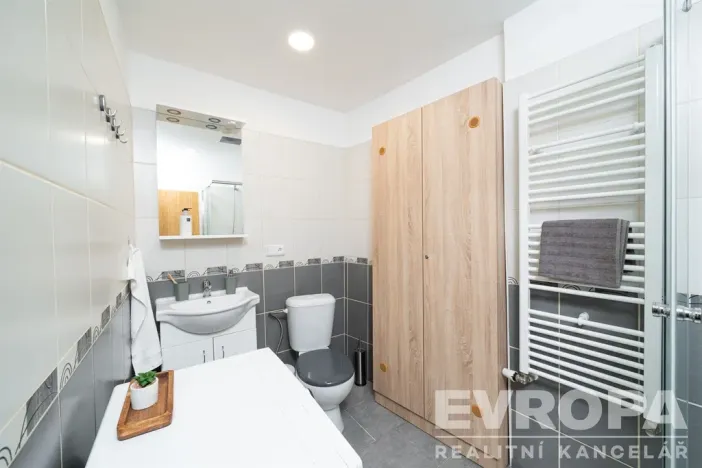 Prodej bytu 3+1, Svoboda nad Úpou, Kostelní, 49 m2