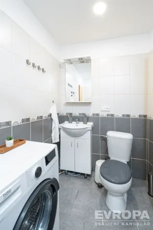 Prodej bytu 3+1, Svoboda nad Úpou, Kostelní, 49 m2