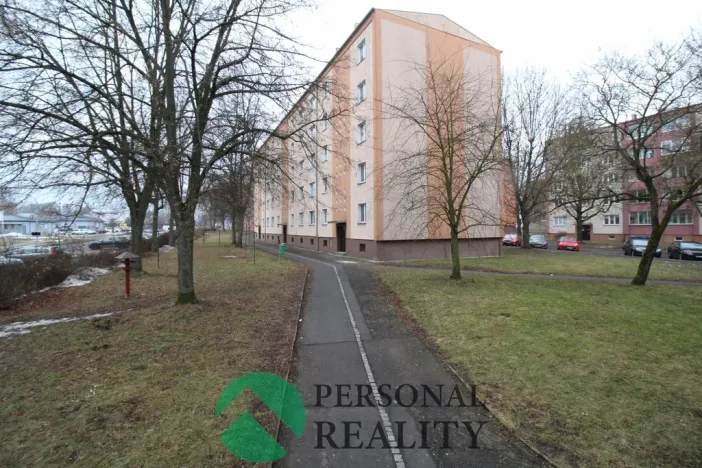 Pronájem bytu 2+1, Ostrov, Kollárova, 56 m2