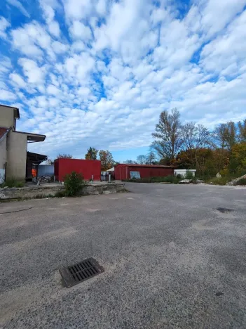 Pronájem obchodního prostoru, Přelouč, Sportovní, 1800 m2