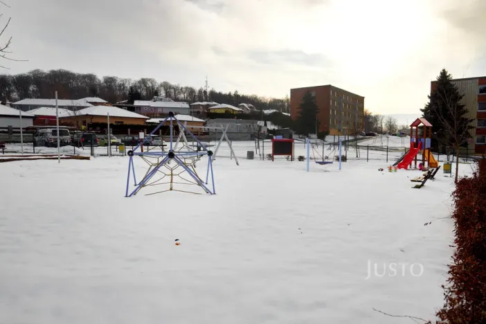 Prodej bytu 3+1, Meziboří, J. A. Komenského, 61 m2