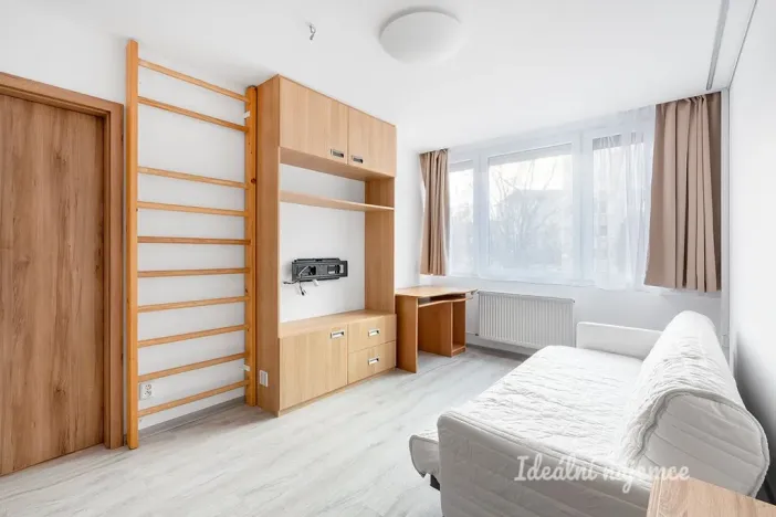 Pronájem bytu 2+1, Praha - Michle, Bítovská, 39 m2