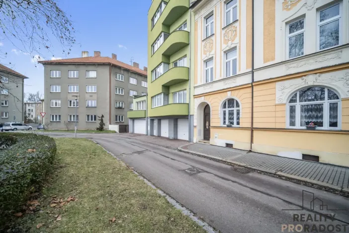 Pronájem bytu 2+1, Pardubice, U Kostelíčka, 89 m2